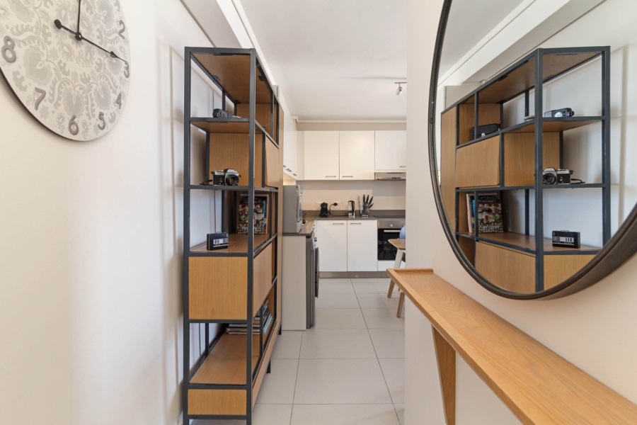 1 Bedroom Property for Sale in Observatory Western Cape